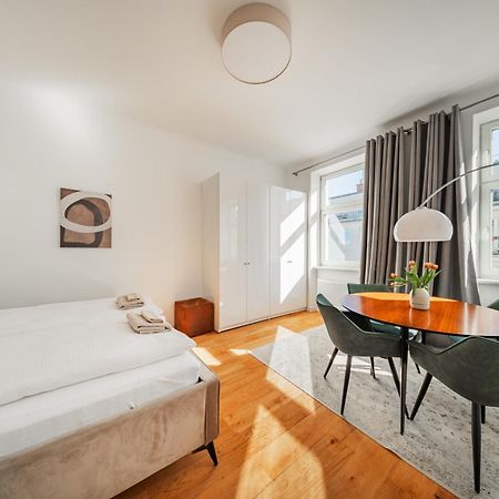 Sonnige Altbauwohnung Nahe Wien Hauptbahnhof Dış mekan fotoğraf